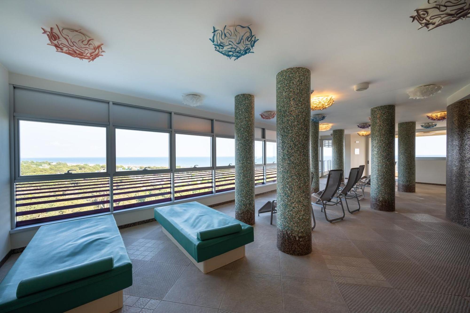 Laguna Park Hotel 4Superior Bibione Buitenkant foto